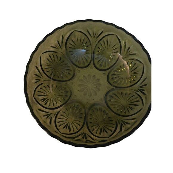No brand / Not sure / Not in list Other - Vintage Mid Century Dark Olive Green Pressed Glass Serving Bowl Scalloped Starbu